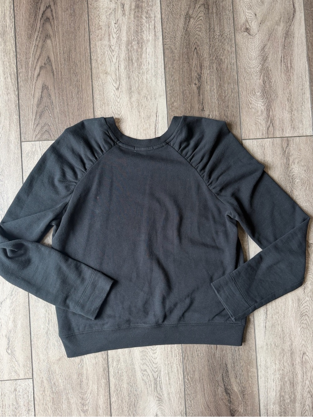 Z Supply Black Women's Raglan Puffed Long-Sleeve Sweatshirt - Picture 7 of 7